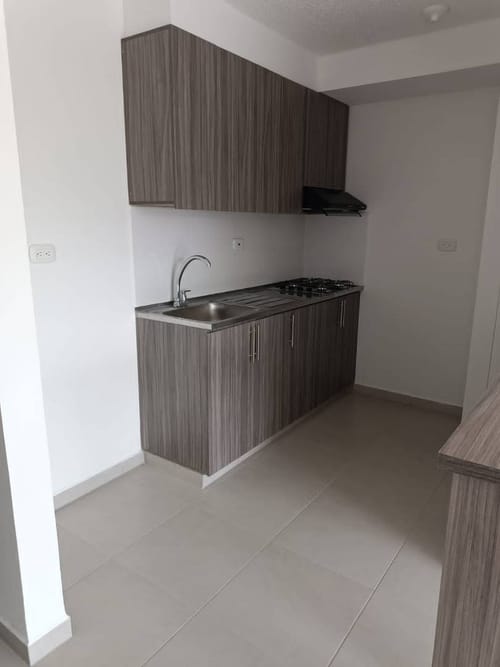 Apartamento de 2 alcobas en arriendo en Las Violetas Et. Iii, Dosquebradas, 45 m² · foto 4 de 11
