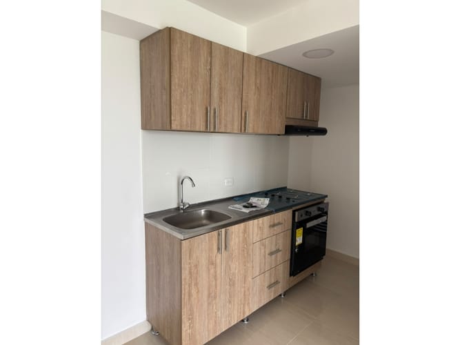 Apartamento de 2 alcobas en venta en Villa Fatima, Cali, 61 m² · foto 8 de 18