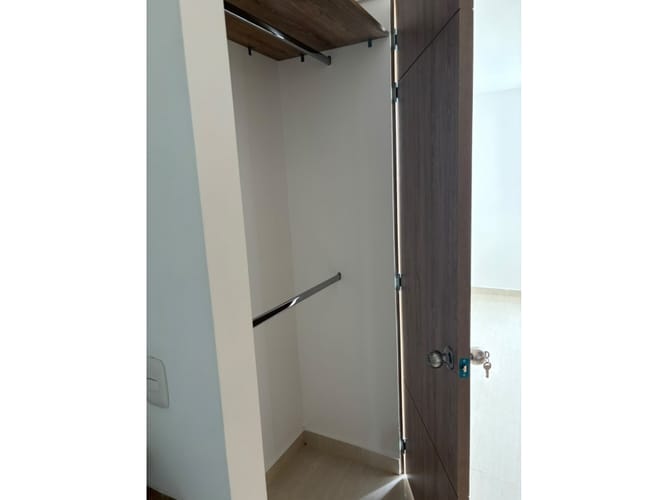 Apartamento de 2 alcobas en venta en Villa Fatima, Cali, 61 m² · foto 12 de 18