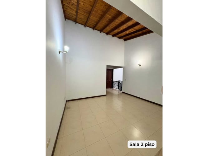 Casa de 4 alcobas en venta en Valle Del Lili, Cali, 127 m² · foto 4 de 24