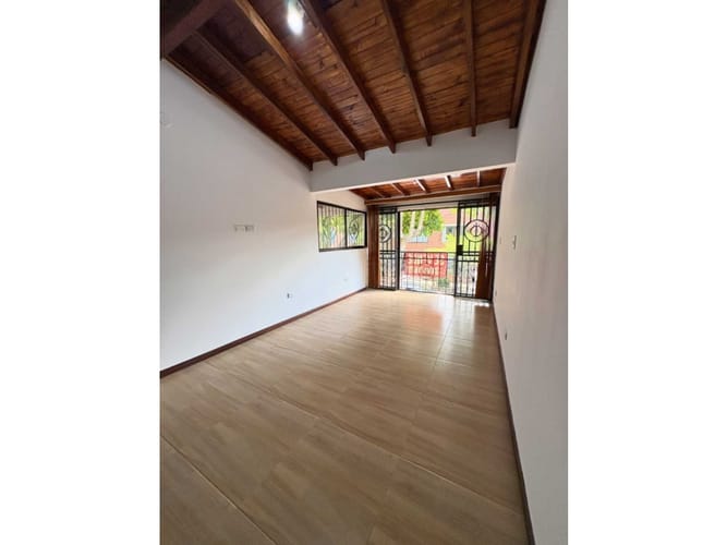 Casa de 4 alcobas en venta en Valle Del Lili, Cali, 127 m² · foto 6 de 24