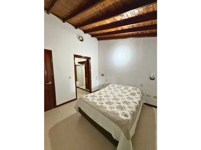 Casa de 4 alcobas en venta en Valle Del Lili, Cali, 127 m² · foto 13 de 24