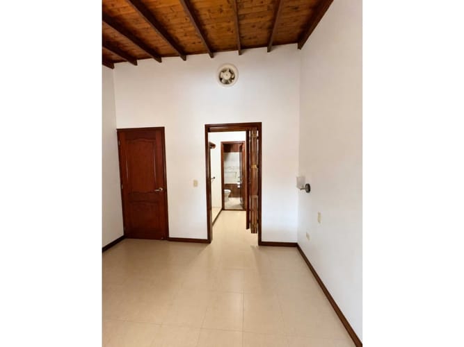 Casa de 4 alcobas en venta en Valle Del Lili, Cali, 127 m² · foto 17 de 24