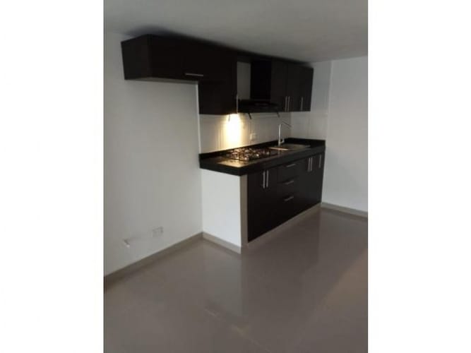 Casa de 3 alcobas en venta en Nueva Tequendama, Cali, 330 m² · foto 5 de 9