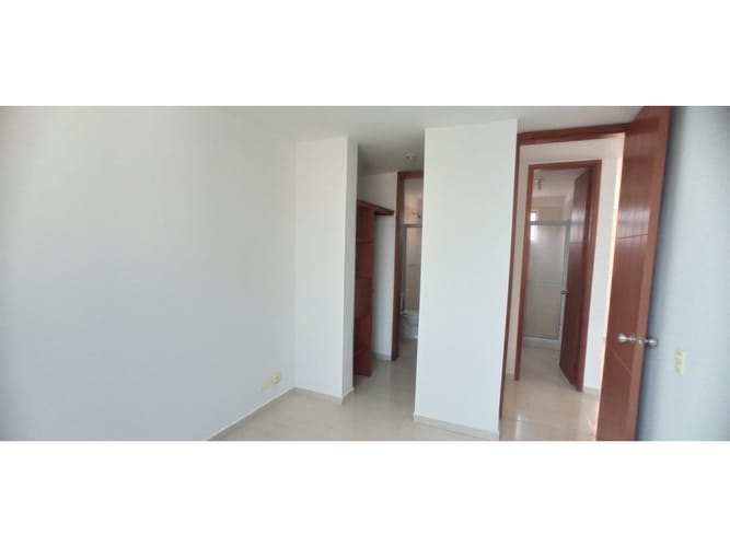 Apartamento de 2 alcobas en venta en La Flora, Cali, 68 m² · foto 7 de 16