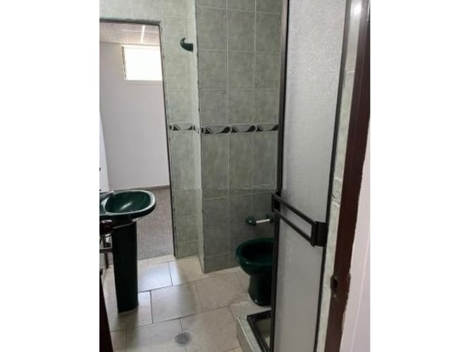 Apartamento de 3 alcobas en venta en Departamental, Cali, 69 m² · foto 7 de 10