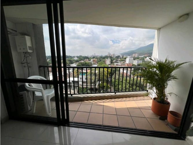Apartaestudio en venta en La Flora, Cali, 37 m² · foto 11 de 24