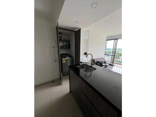 Apartaestudio en venta en La Flora, Cali, 37 m² · foto 12 de 24