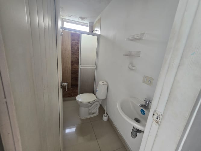 Apartaestudio en arriendo en El Guabal, Cali, 30 m² · foto 10 de 11