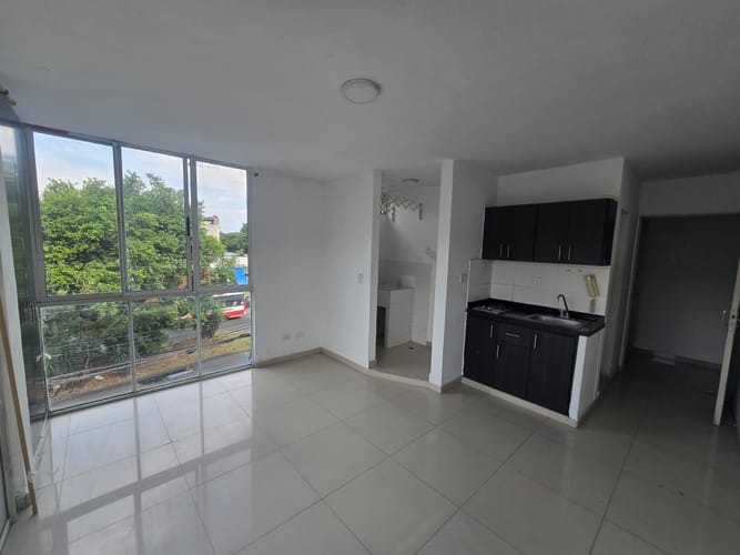 Apartaestudio en arriendo en El Guabal, Cali, 30 m² · foto 5 de 11