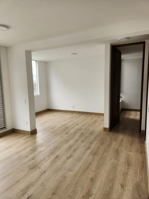 Apartamento de 2 alcobas en arriendo en Lagos De Torca, Bogotá, 71 m² · foto 3 de 10