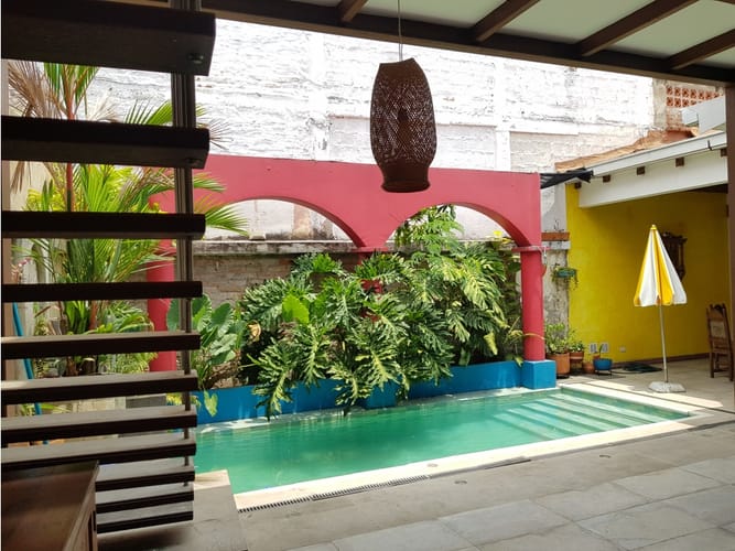 Casa de 4 alcobas en venta en Miraflores, Cali, 353 m² · foto 2 de 12