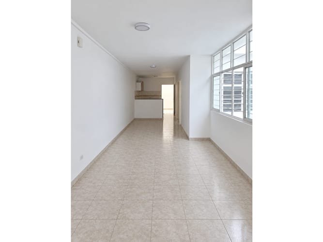 Casa de 7 alcobas en venta en Aranjuez, Cali, 201 m² · foto 9 de 24