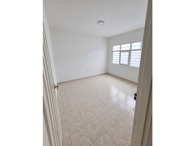 Casa de 7 alcobas en venta en Aranjuez, Cali, 201 m² · foto 10 de 24