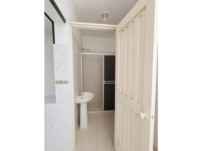 Casa de 7 alcobas en venta en Aranjuez, Cali, 201 m² · foto 23 de 24