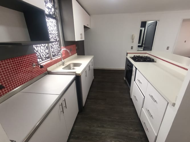 Apartaestudio en arriendo en Las Acacias, Medellín, 70 m² · foto 4 de 10