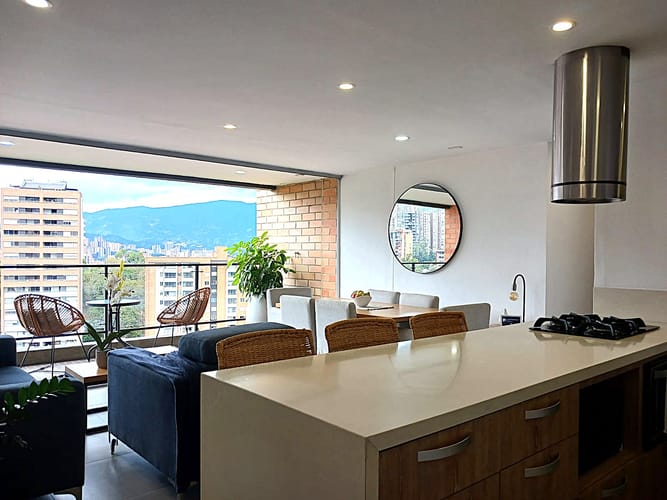 Apartamento de 2 alcobas en venta en Loma Del Esmeraldal, Envigado, 77 m² · foto 3 de 15