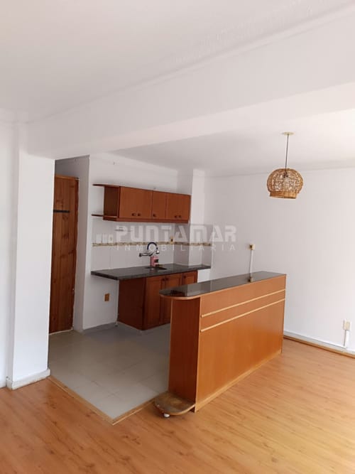 ALQUILER APARTAMENTO  DE 1 DORM EN CALLE SAN JOSÉ · Foto 3