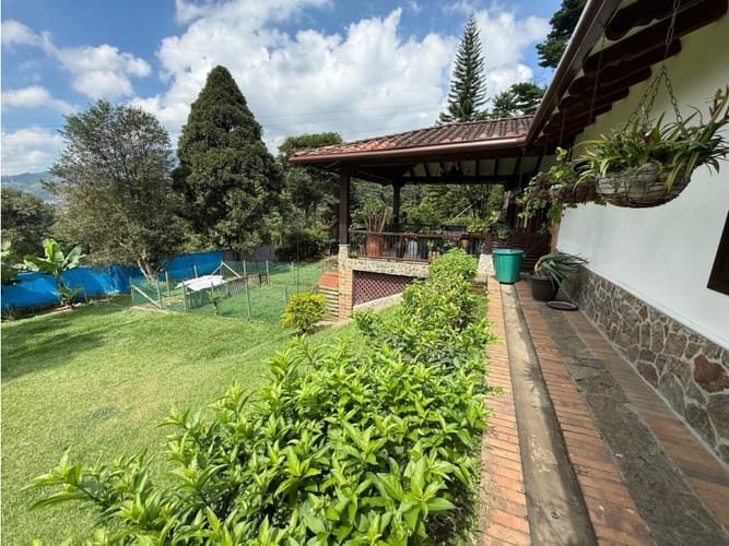 Casa de 4 alcobas en venta en La Tablaza, La Estrella, 460 m² · foto 12 de 24