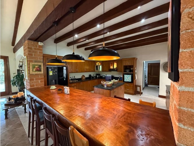 Casa de 4 alcobas en venta en La Tablaza, La Estrella, 460 m² · foto 13 de 24