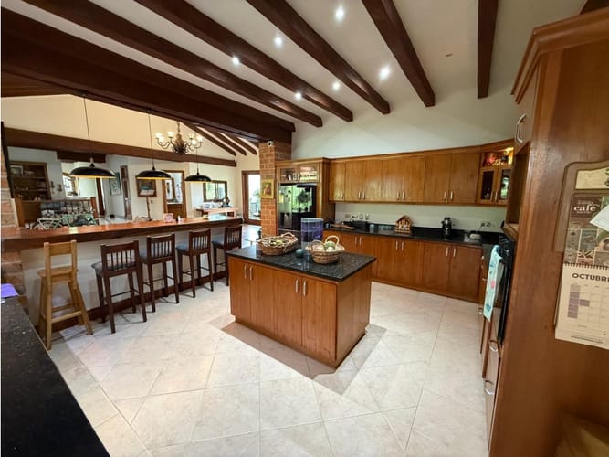 Casa de 4 alcobas en venta en La Tablaza, La Estrella, 460 m² · foto 14 de 24