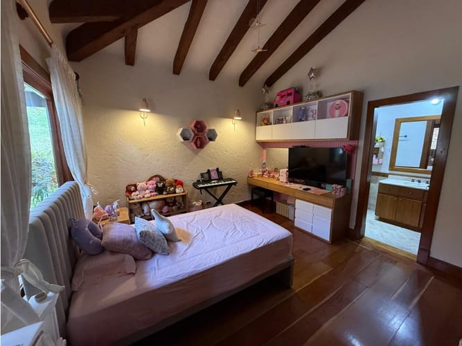 Casa de 4 alcobas en venta en La Tablaza, La Estrella, 460 m² · foto 21 de 24