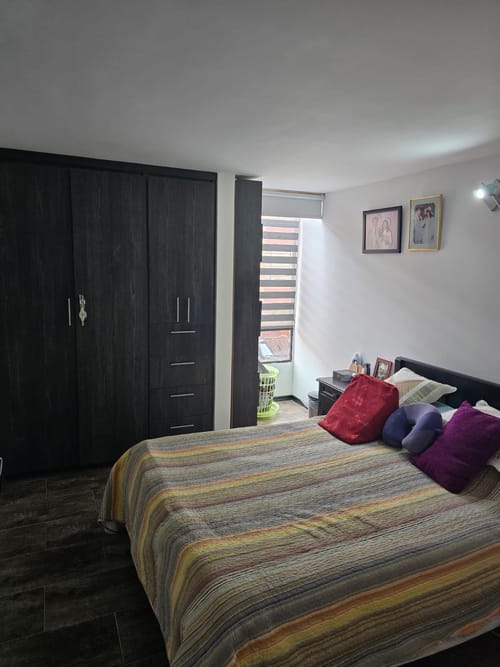 Casa de 5 alcobas en venta en San Cipriano, Bogotá, 100 m² · foto 5 de 13