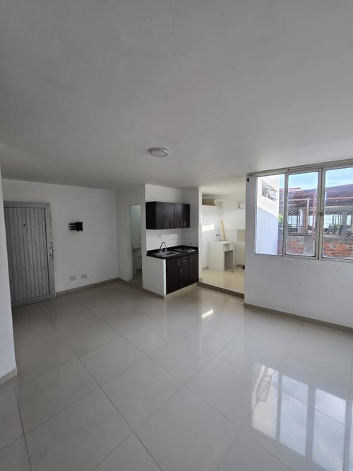 Apartaestudio en arriendo en El Guabal, Cali, 38 m² · foto 4 de 9