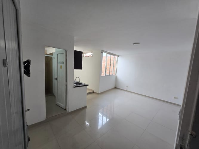 Apartaestudio en arriendo en El Guabal, Cali, 38 m² · foto 6 de 9