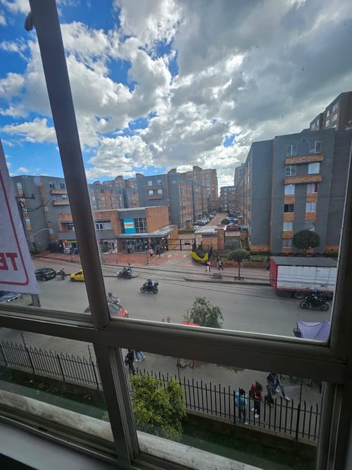 Apartamento de 3 alcobas en venta en Fontibon, Bogotá, 42 m² · foto 1 de 8