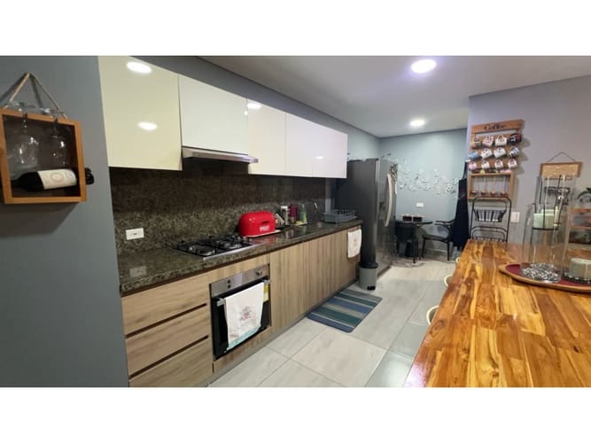 Apartamento de 3 alcobas en venta en Andalucia, Barranquilla, 150 m² · foto 3 de 24