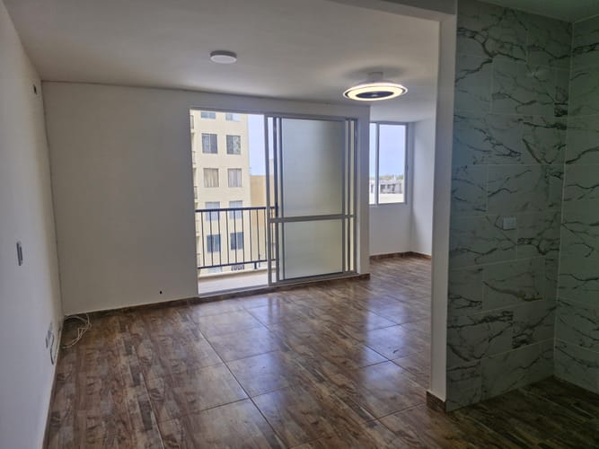 Apartamento de 2 alcobas en venta en Aqualina, Girardot, 67 m² · foto 2 de 24