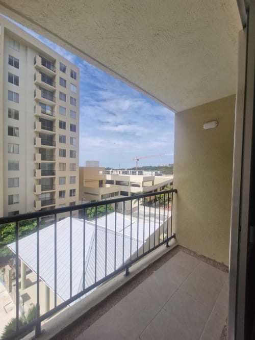 Apartamento de 2 alcobas en venta en Aqualina, Girardot, 67 m² · foto 12 de 24
