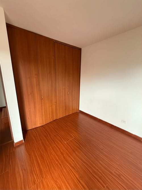 Apartamento de 4 alcobas en venta en Colina Campestre, Bogotá, 105 m² · foto 12 de 18