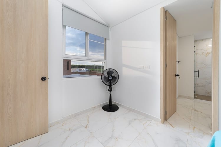Casa de 4 alcobas en venta en El Castillo, Jamundí, 396 m² · foto 16 de 24