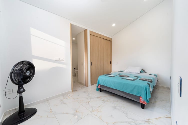 Casa de 4 alcobas en venta en El Castillo, Jamundí, 396 m² · foto 18 de 24
