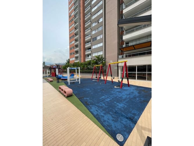 Apartamento de 3 alcobas en arriendo en Calasanz Parte Alta, Medellín, 64 m² · foto 22 de 24