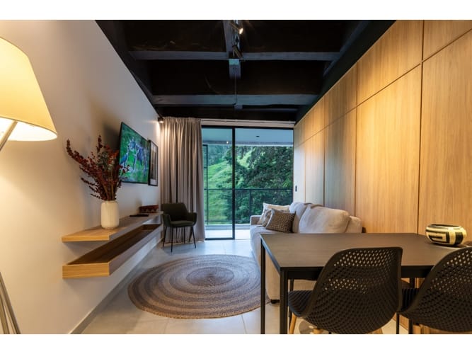 Apartamento de 2 alcobas en arriendo en Loma Del Escobero, Rionegro, 75 m² · foto 1 de 24
