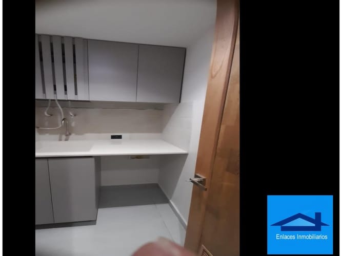 Apartamento de 2 alcobas en venta en Playas De Doña Maria, Sabaneta, 65 m² · foto 5 de 14