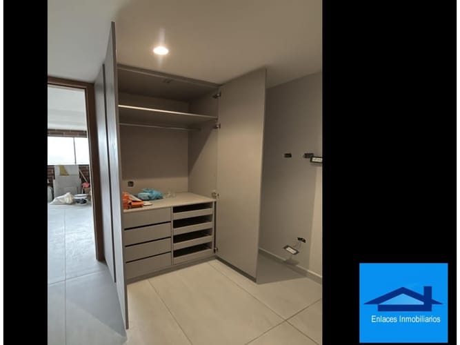 Apartamento de 2 alcobas en venta en Playas De Doña Maria, Sabaneta, 65 m² · foto 12 de 14