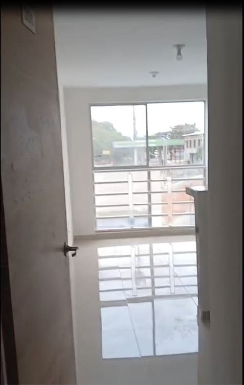Apartamento de 2 alcobas en venta en Alfonso Lopez I Etapa, Cali, 55 m² · foto 6 de 7