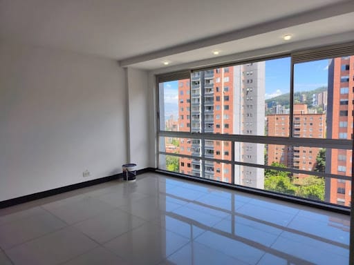 Apartamento de 2 alcobas en arriendo en La Florida, Medellín, 55 m² · foto 6 de 15