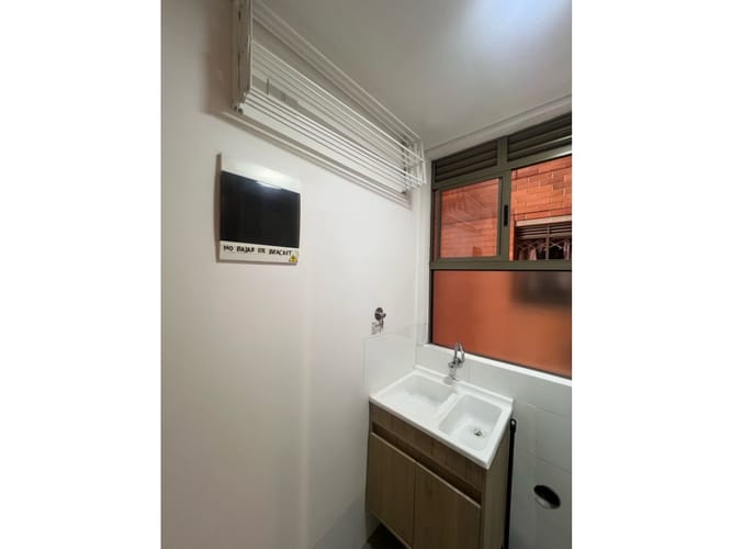 Apartamento de 3 alcobas en arriendo en El Tesoro, Medellín, 125 m² · foto 5 de 24