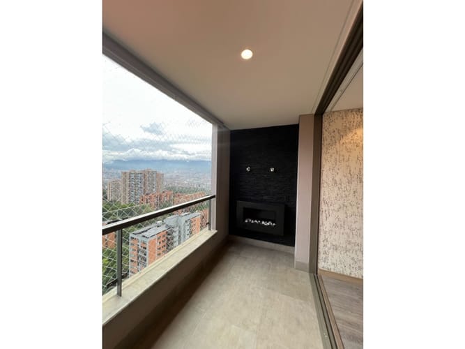 Apartamento de 3 alcobas en arriendo en El Tesoro, Medellín, 125 m² · foto 8 de 24
