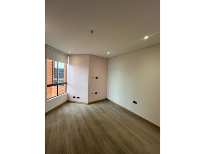 Apartamento de 3 alcobas en arriendo en El Tesoro, Medellín, 125 m² · foto 16 de 24
