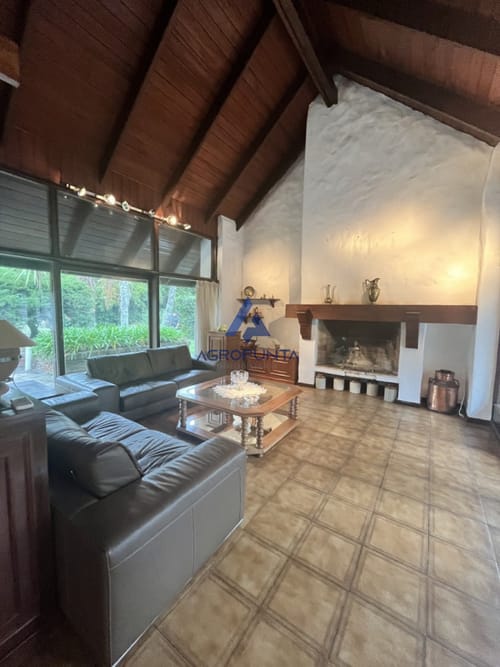 Casa en alquiler anual Punta del Este 4 Dormitorios, Playa Mansa · Foto 6