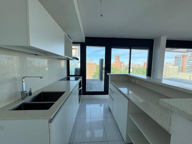 ALQUILER APARTAMENTO 2 DORMITORIOS, AMPLIA TERRAZA · Foto 6