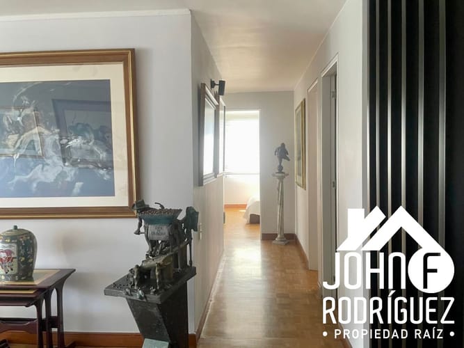 Apartamento de 3 alcobas en venta en Milla De Oro, Medellín, 140 m² · foto 10 de 18