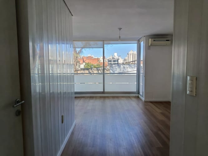 Apartamento en alquiler en Puerto Buceo · Foto 1