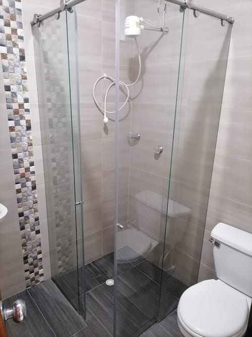 Casa de 11 alcobas en venta en Kennedy Central, Bogotá, 289 m² · foto 2 de 20